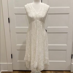 Just...Taylor white lace dress
